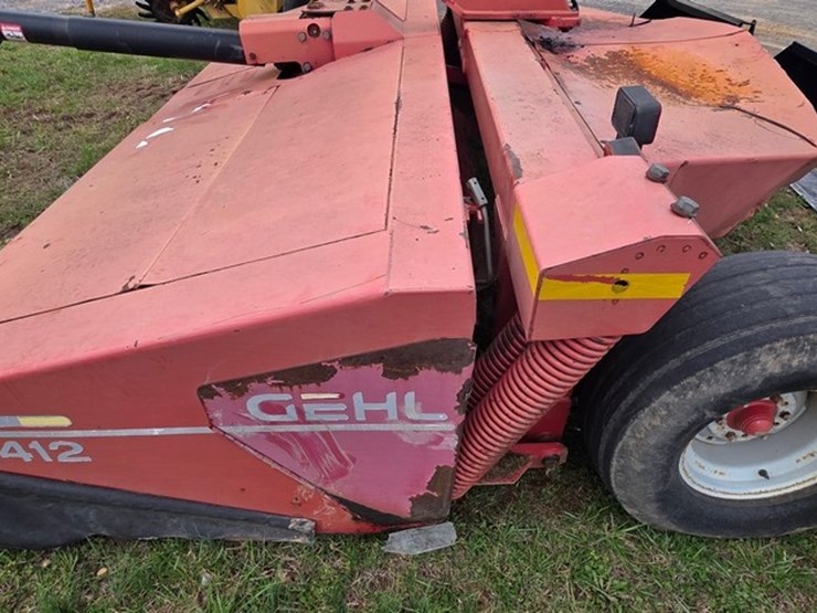 gehl-2412-image-13