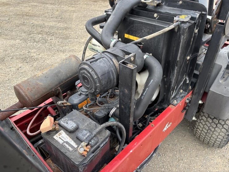 2011-toro-groundsmaster3280d-image-21