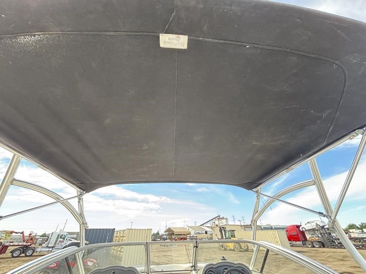 2005-unknown-trailer-image-25