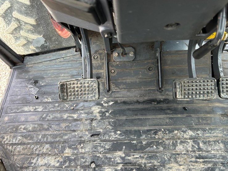 kubota-m105s-image-25