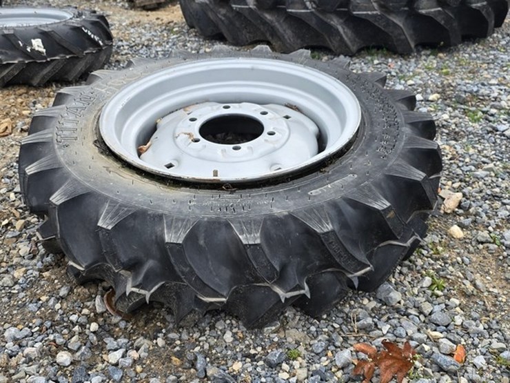 new-1-titan-7-16-tire-&-rim-image-3