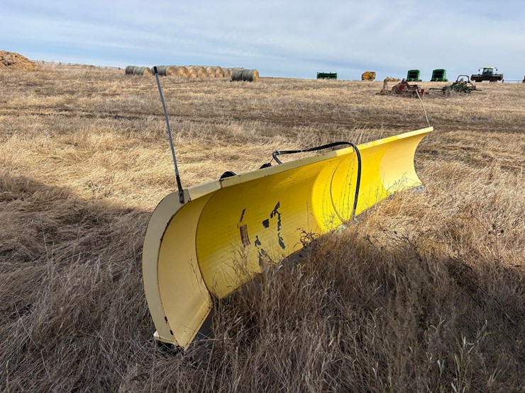 alpha-plow-12.0-snow-pusher-image-5