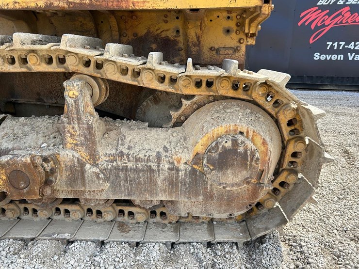 caterpillar-d7f-image-18