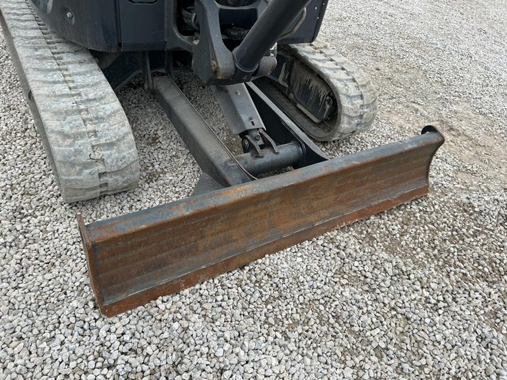 2023-bobcat-e35i-image-11