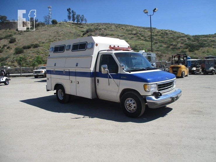 1992-ford-e350-image-2