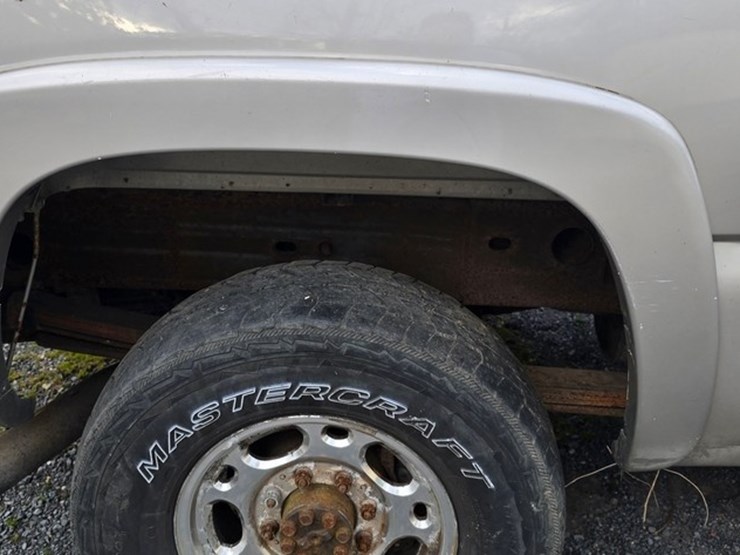 2006-chevrolet-2500-image-10