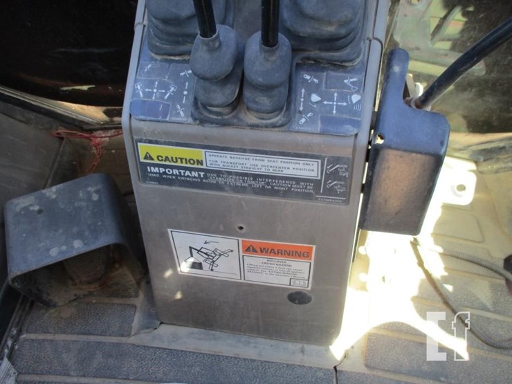 2015-case-580n-image-17