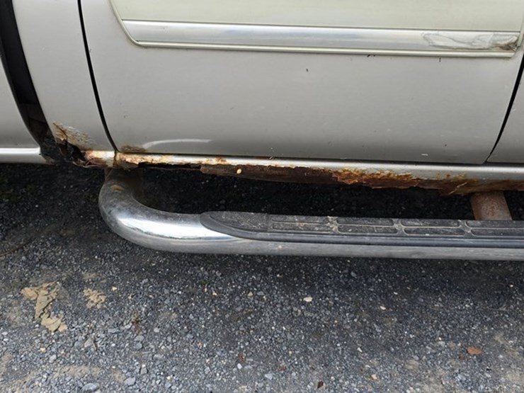 2006-chevrolet-2500-image-9