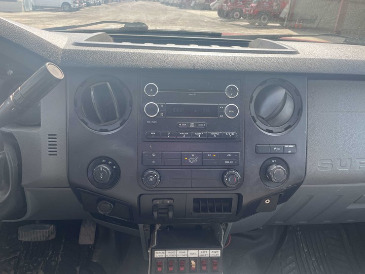 #5677-•-2011-f250-4x4-extended-cab-(has-wi-title)-image-72