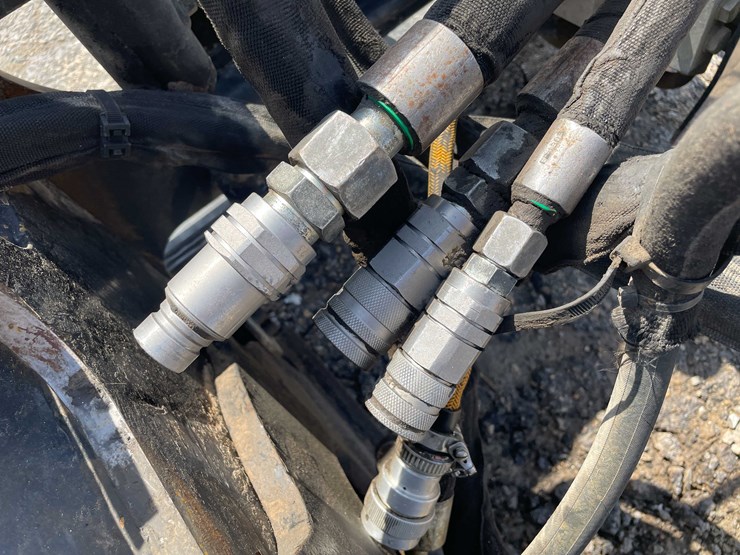 #5683-•-2019-cold-planer-cat-pc305b-image-14