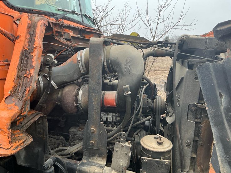 #303-•-mack-crane-truck-image-19