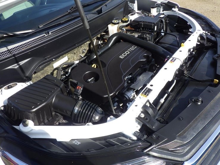 2018-chevrolet-equinox-image-11