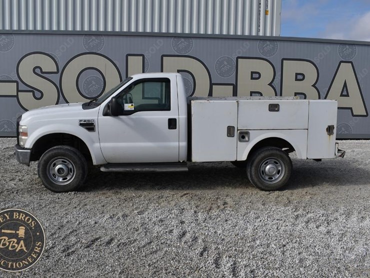 2008-ford-f250-image-42