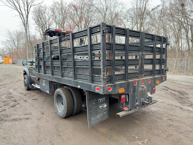 2006-ford-f550-xl-image-3