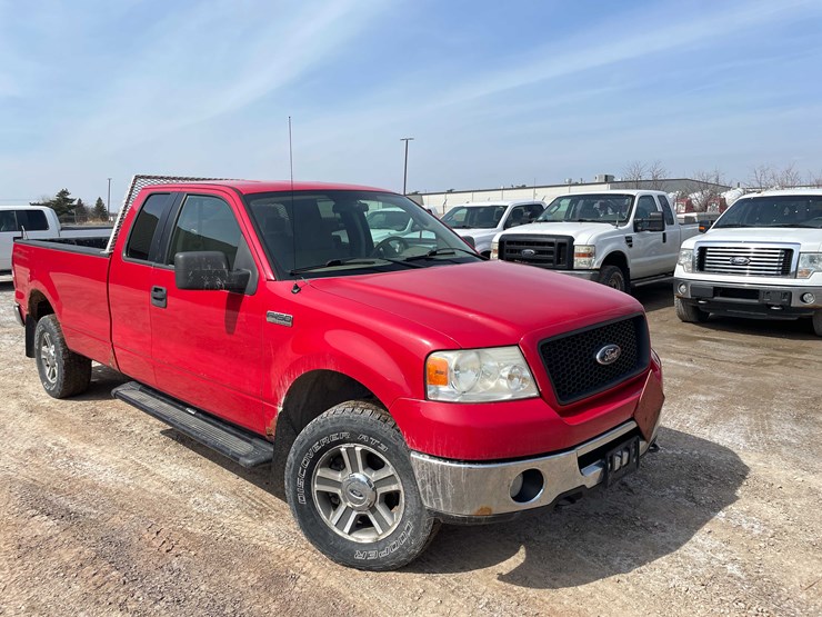 #5675-•-2006-f150-4x4-extended-cab-long-box-(has-wi-title)-image-3