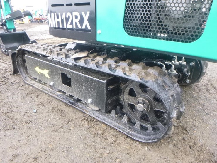 2026-agt-mh12rx-hydraulic-excavator-image-27