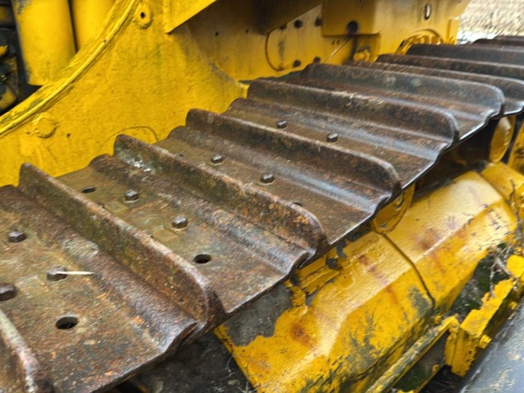 international-125c-image-11