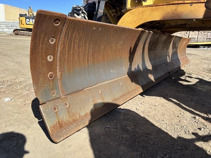 2006-caterpillar-143h-image-21