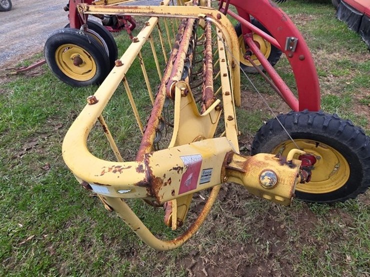 new-holland-256-image-9