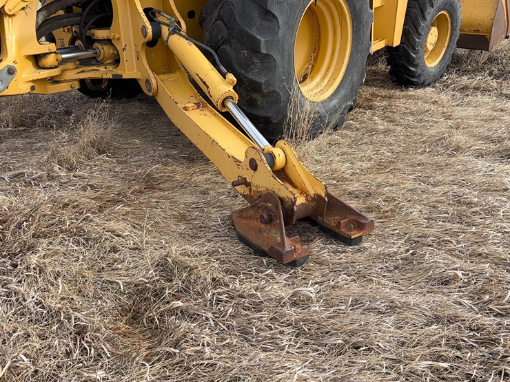 2001-deere-410g-image-15