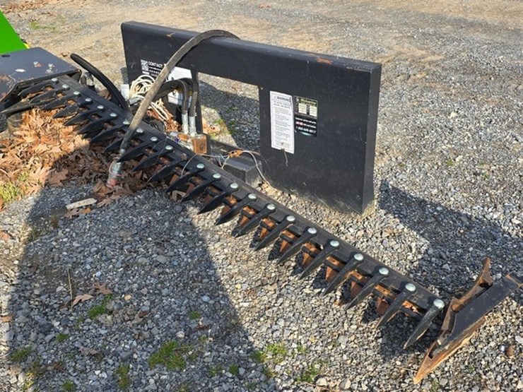 new-wolverine-skidloader-sickle-mower-image-3