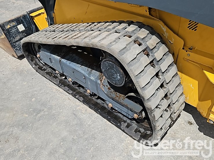 2023-deere-325g-image-19