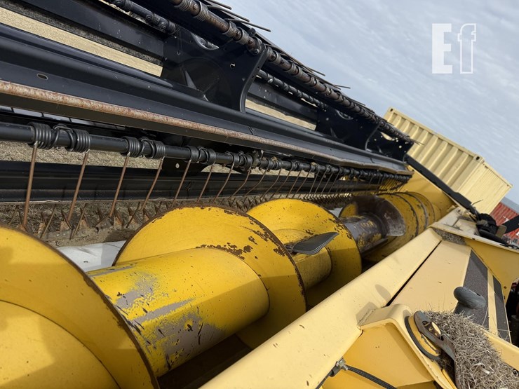 2008-new-holland-h8040-image-6