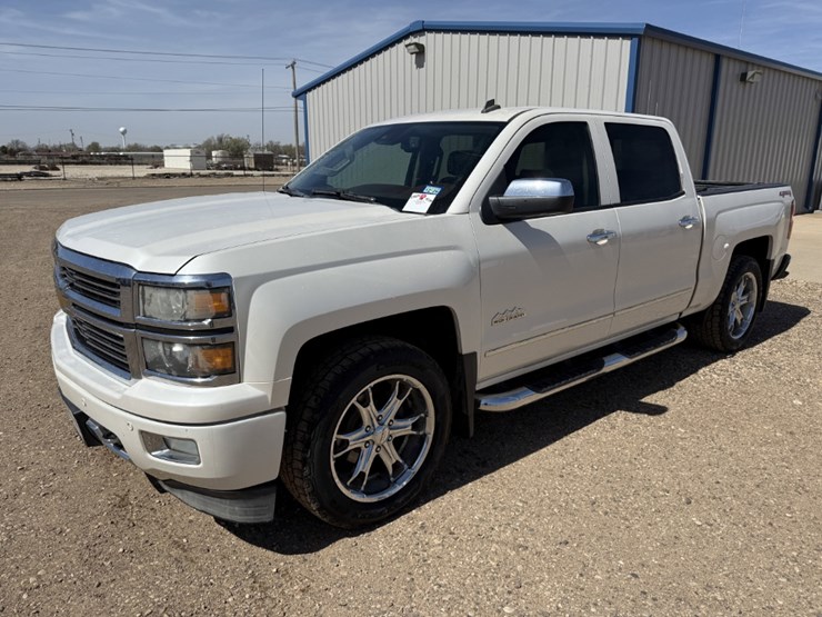 2014-chevrolet-silverado-1500-high-country-image-1