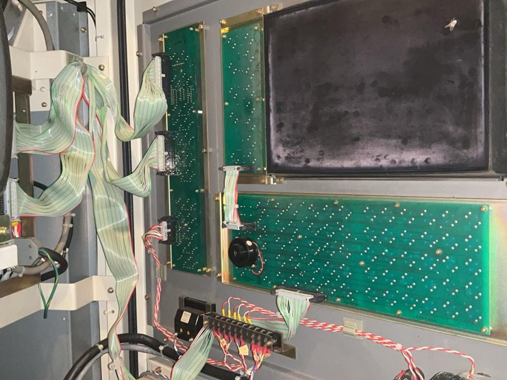 #215-•-mitsubishi-electrical-discharge-machine-image-32