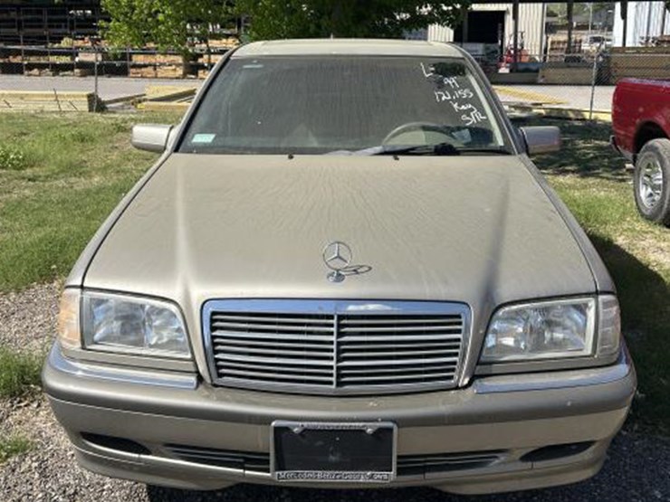 #123-•-1999-mercedes-benz-image-2