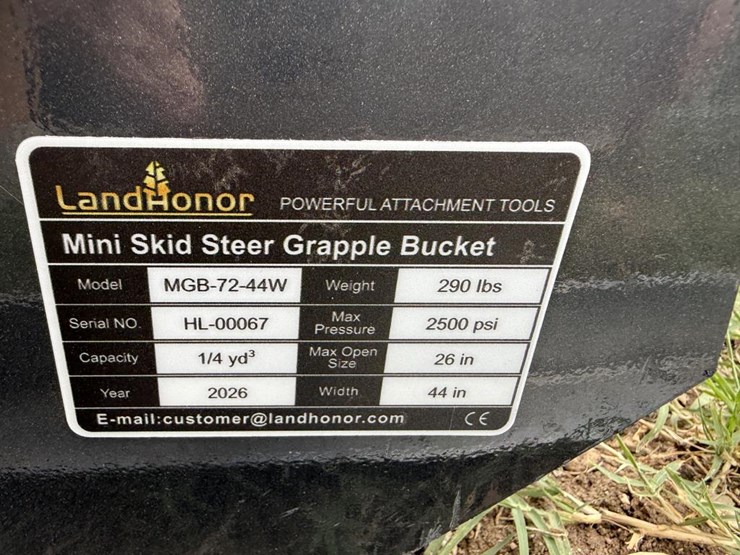 #38-•-mini-skid-steer-grapple-bucket-image-5