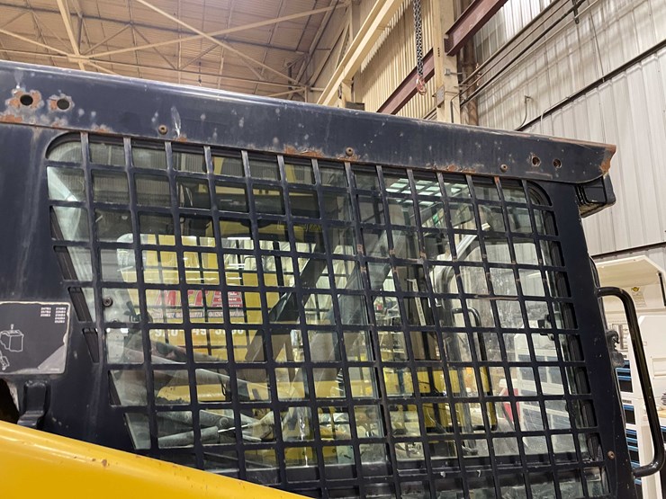 2012-caterpillar-226b3-image-23