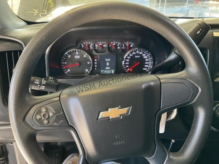 2018-chevrolet-silverado-1500-image-15