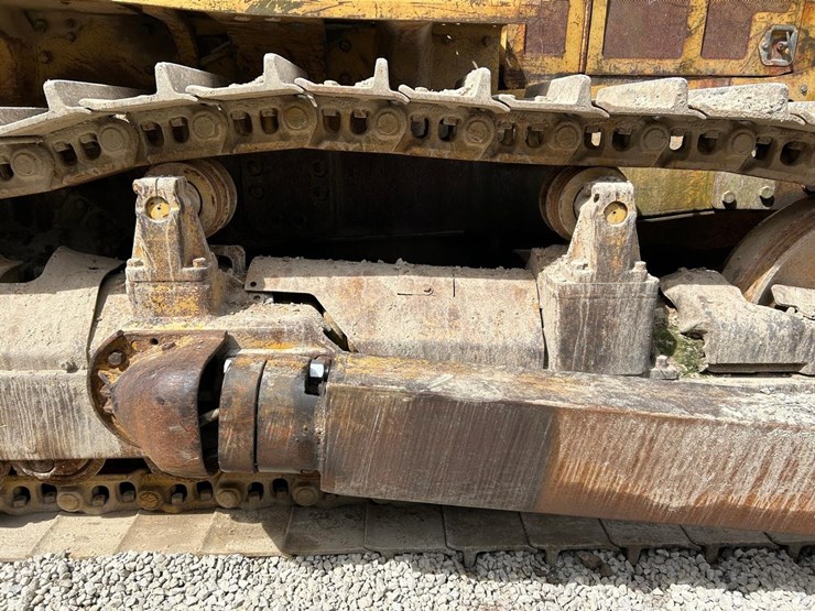 caterpillar-d7f-image-14