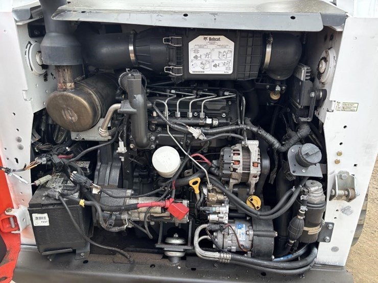 2019-bobcat-t650-image-38