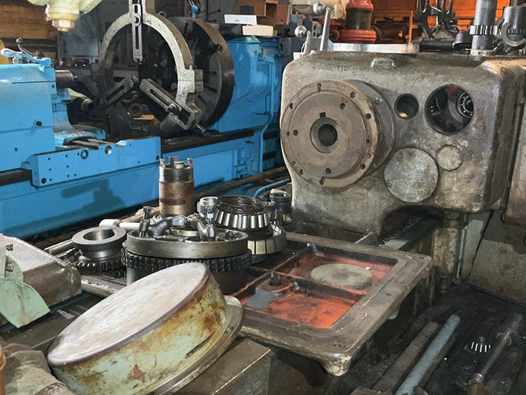 #219-•-leblond-16”-lathe-image-15