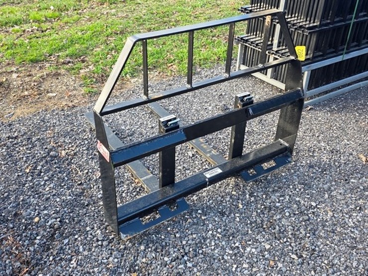 new-kivel-2000-lb.-skidloader-forks-image-1