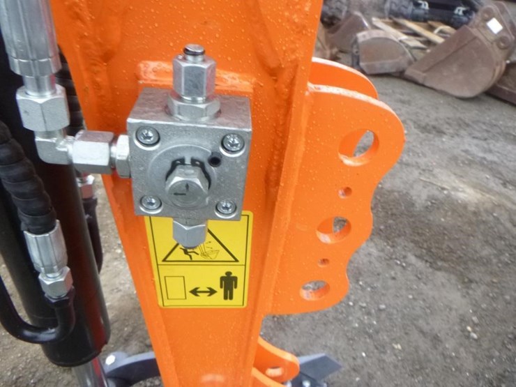 aboss-gh16-hydraulic-excavator-image-13