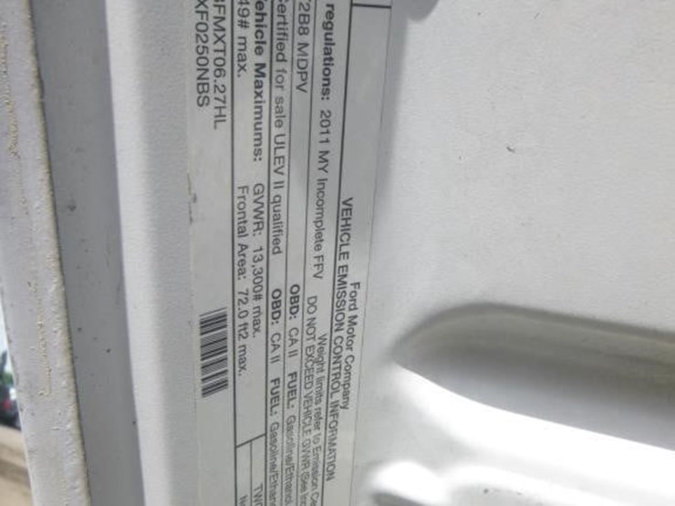 2011-ford-f250-image-16