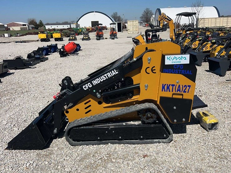 2026-cfg-industrial-kkt(a)27-mini-skid-steer-image-8