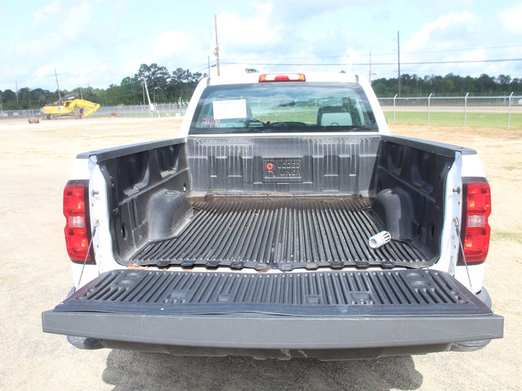 2015-chevrolet-1500-image-10