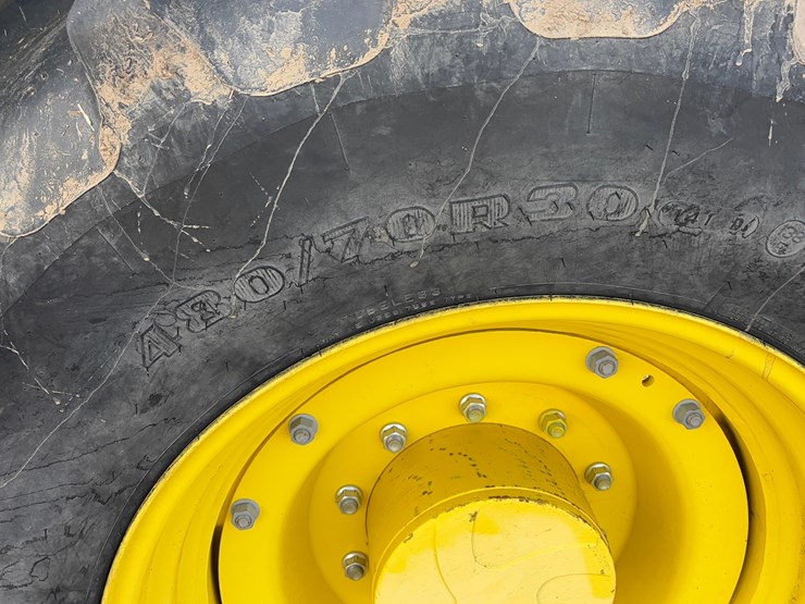 john-deere-6195m-image-12