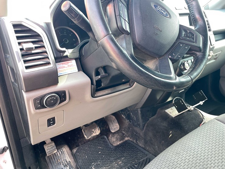 #5673-•-2015-f150-xlt-4x4-extended-cab-(has-wi-title)-image-48