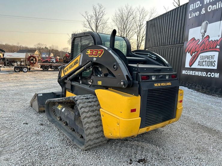 2023-new-holland-c337-image-2