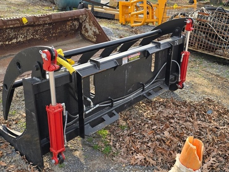 new-wildkat-72"-skidloader-rock-rake-grapple-image-1