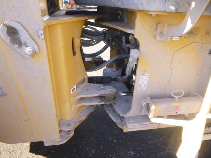 2005-deere-624j-image-19