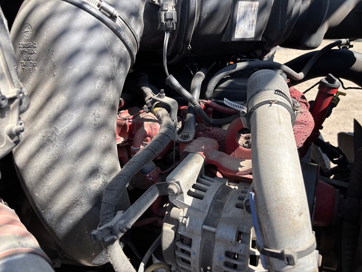 2010-ford-f750-image-24