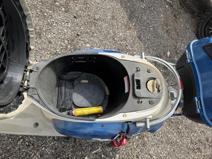 #106-•-2012-taotao-50-moped-image-10