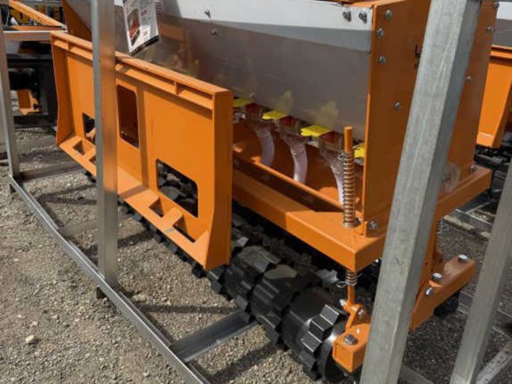 #16-•-no-till-seed-drill-for-tractor-&-skid-steer-image-4