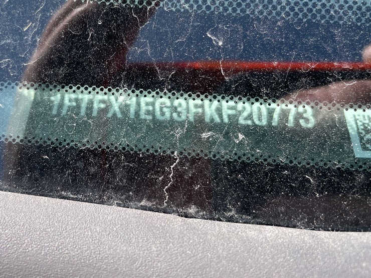 #5673-•-2015-f150-xlt-4x4-extended-cab-(has-wi-title)-image-18